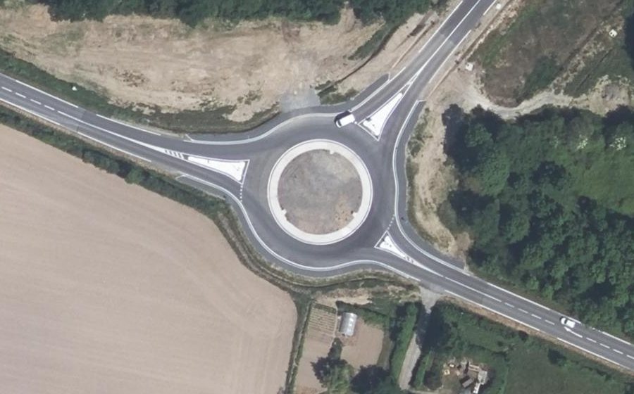 Vue aérienne du Rond-point anonyme n°1271599894