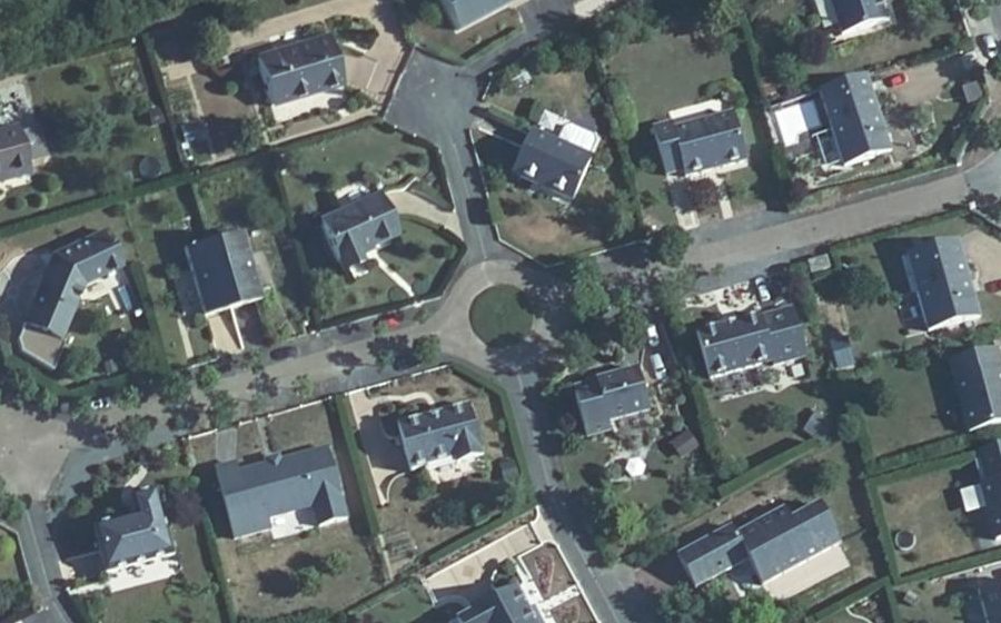 Vue aérienne du Rond-point anonyme n°1274355051