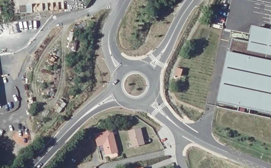 Vue aérienne du Rond-point anonyme n°1279460945