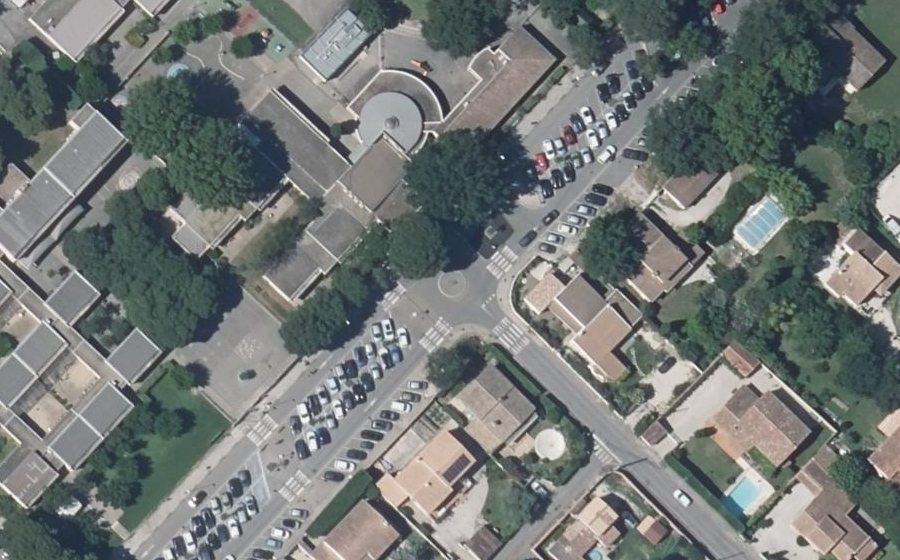 Vue aérienne du Rond-point anonyme n°1279845316