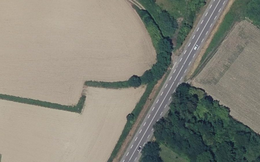 Vue aérienne du Rond-point anonyme n°1279914382