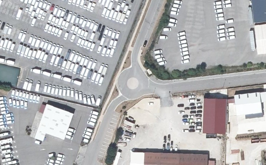 Vue aérienne du Rond-point anonyme n°1281295702