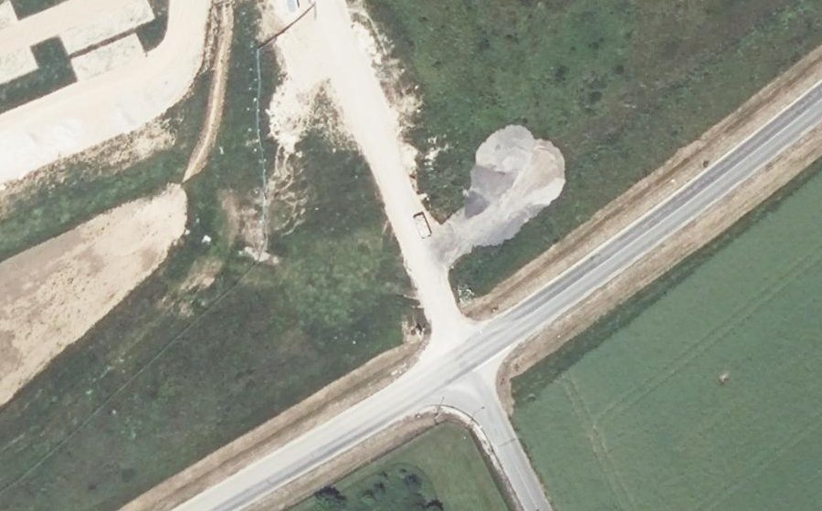 Vue aérienne du Rond-point anonyme n°1284568963