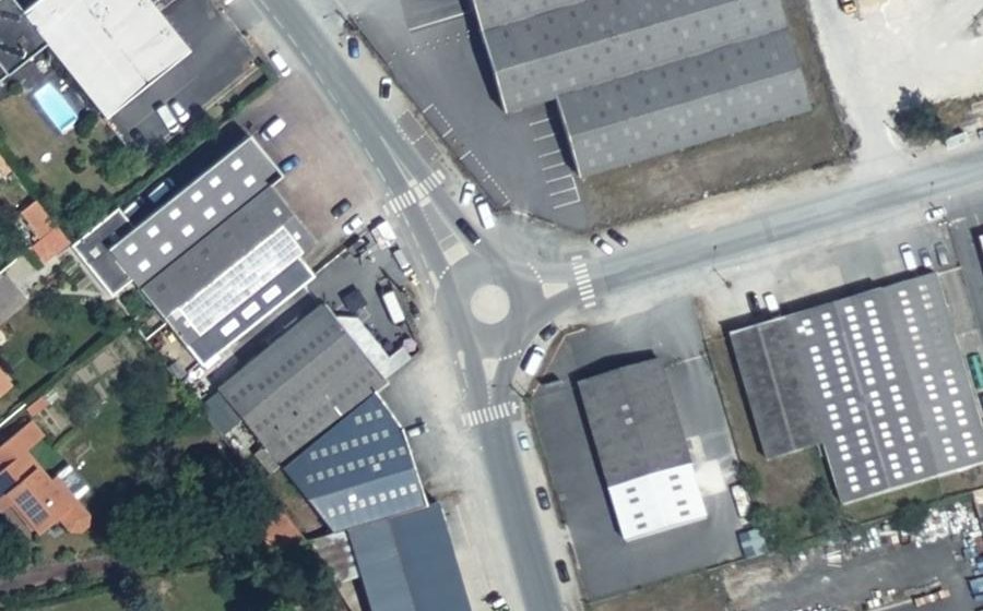 Vue aérienne du Rond-point anonyme n°1285761806
