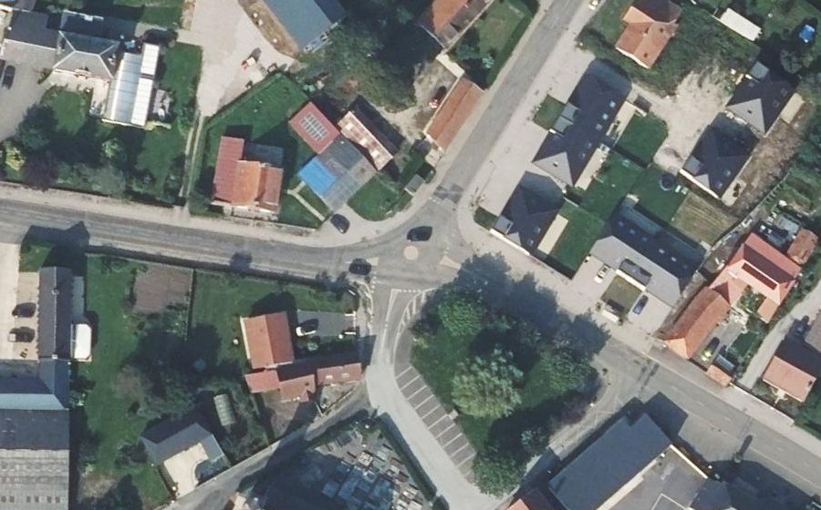 Vue aérienne du Rond-point anonyme n°1286165101