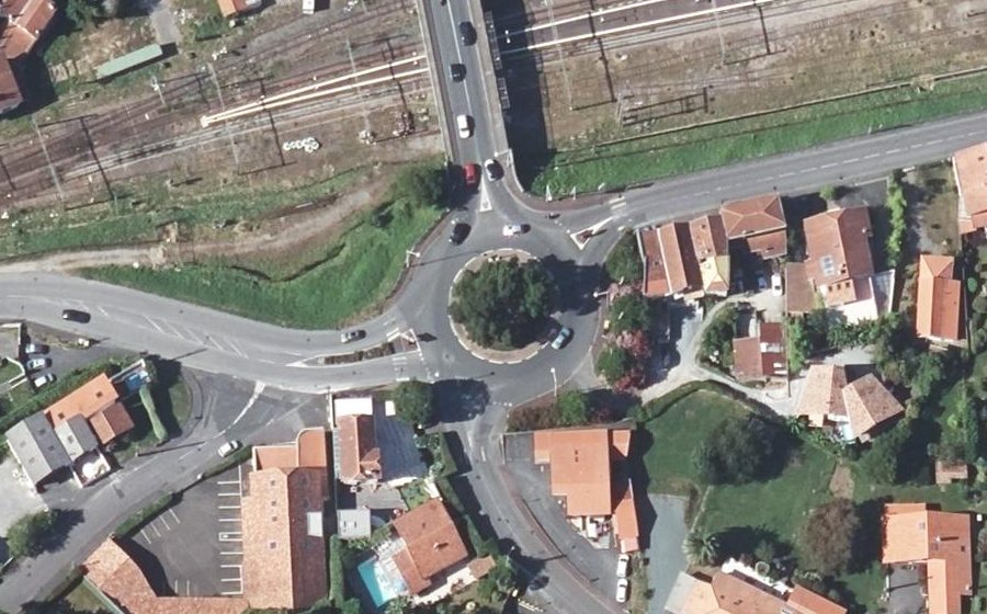 Vue aérienne du Rond-Point Luis Mariano