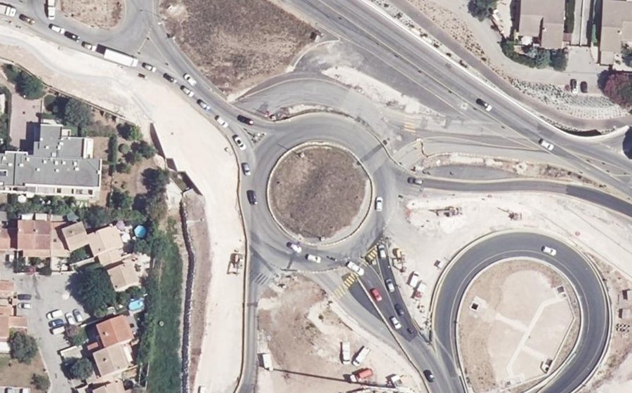 Vue aérienne du Rond-point anonyme n°1289159096