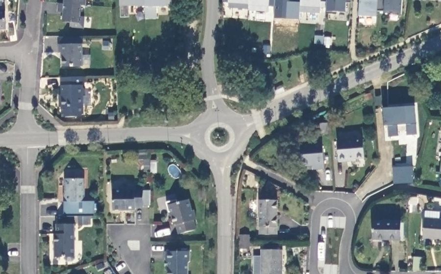 Vue aérienne du Rond-point anonyme n°12905347