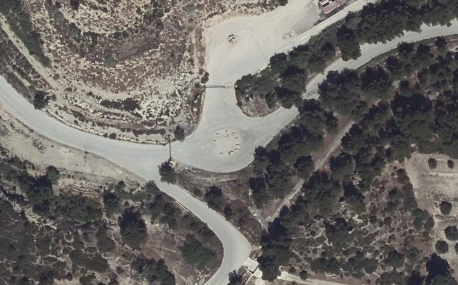 Vue aérienne du Rond-point anonyme n°1291699972