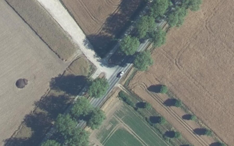 Vue aérienne du Rond-point anonyme n°1296368039