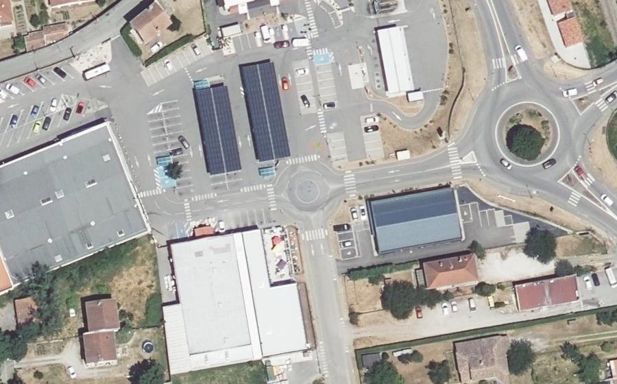 Vue aérienne du Rond-point anonyme n°1300237563