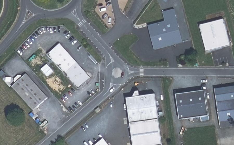 Vue aérienne du Rond-point anonyme n°1313163598