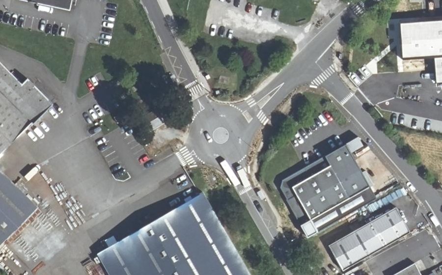 Vue aérienne du Rond-point anonyme n°1315110038