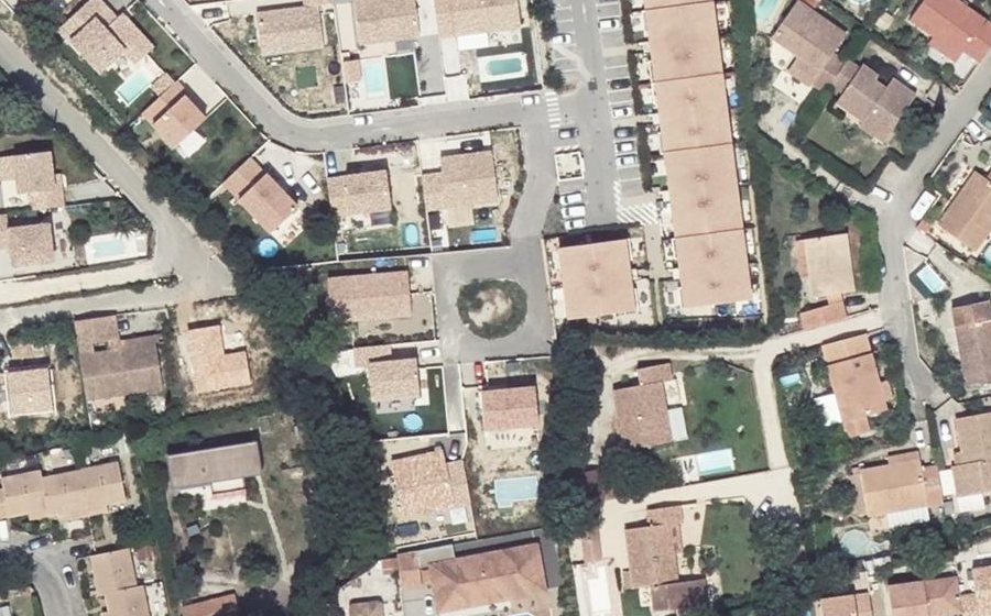 Vue aérienne du Rond-point anonyme n°1317024122