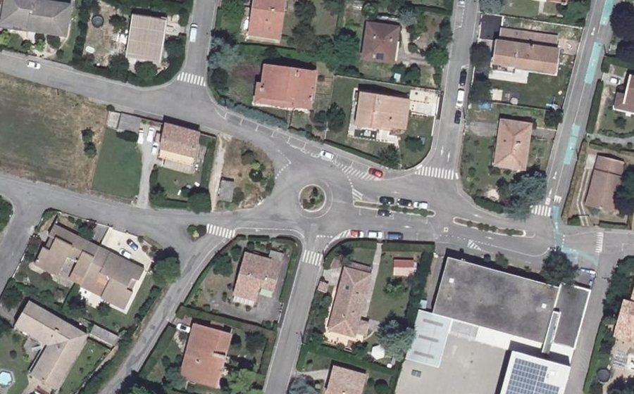 Vue aérienne du Rond-point anonyme n°13246316
