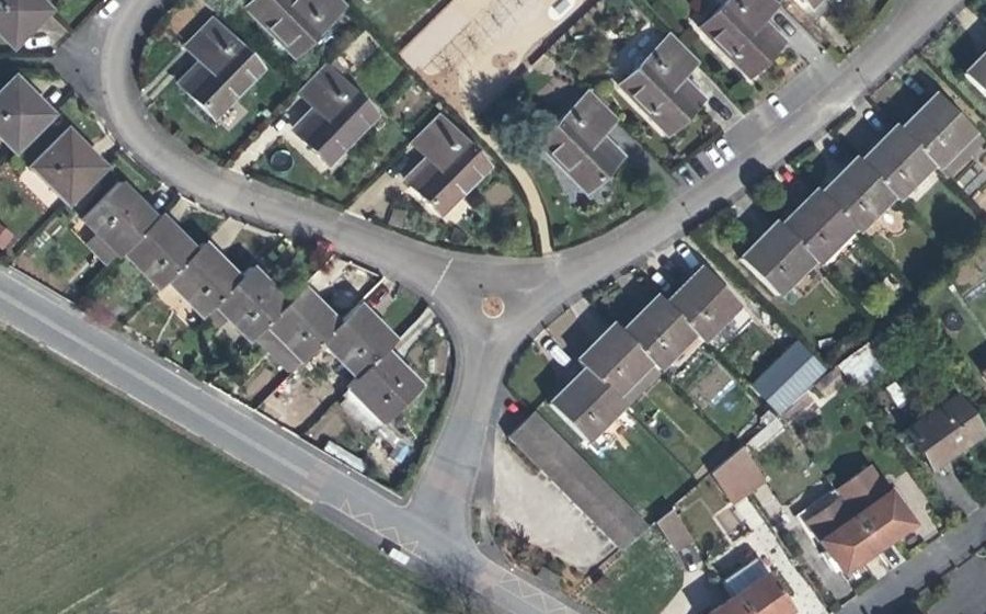 Vue aérienne du Rond-point anonyme n°1332858409