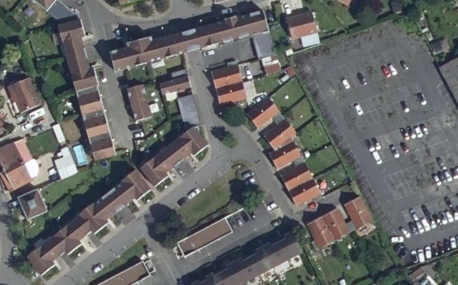 Vue aérienne du Rond-point anonyme n°1333684147
