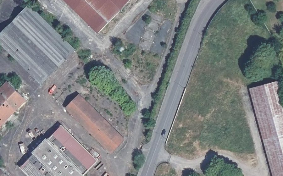 Vue aérienne du Rond-point anonyme n°1334508083