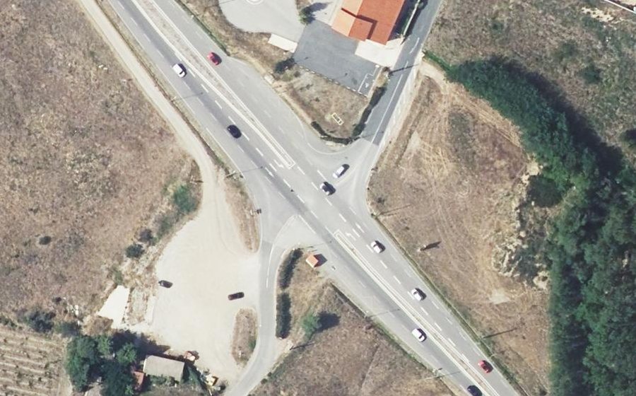 Vue aérienne du Rond-point anonyme n°1334586000