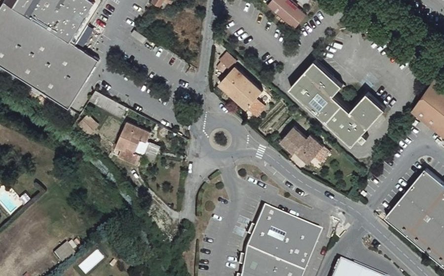 Vue aérienne du Rond-Point des Près Combaux