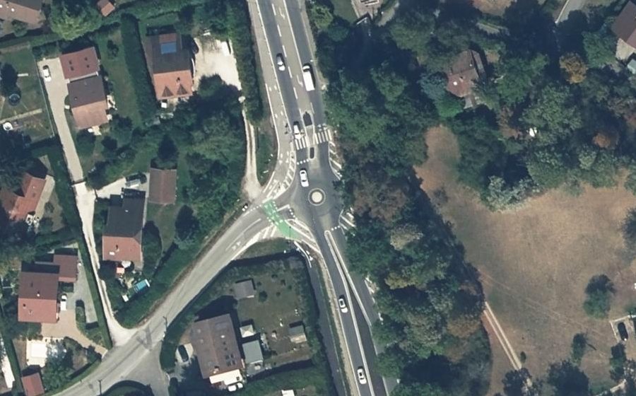 Vue aérienne du Route d'Albertville