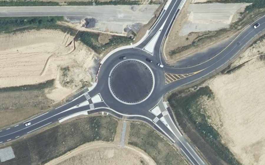 Vue aérienne du Rond-point anonyme n°1346970600