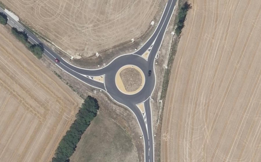 Vue aérienne du Rond-point anonyme n°1347278702