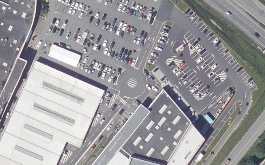 Vue aérienne du Rond-point anonyme n°1348523587