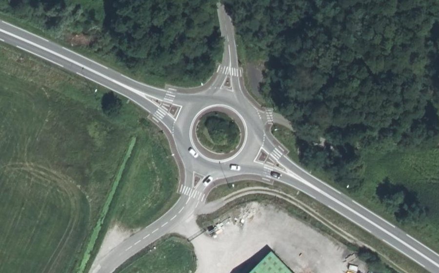 Vue aérienne du Rond-point anonyme n°13506401