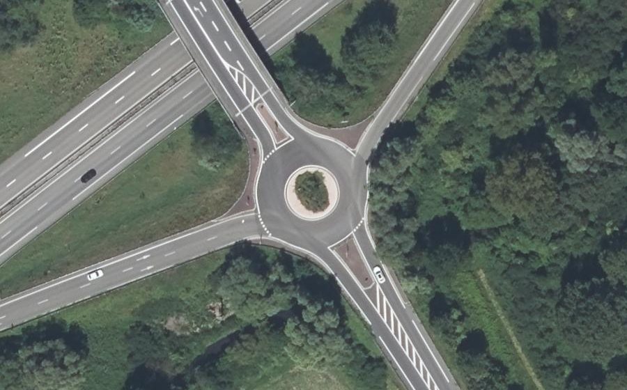 Vue aérienne du Rond-point anonyme n°13506787