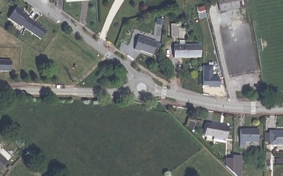 Vue aérienne du Rond-point anonyme n°1360919466
