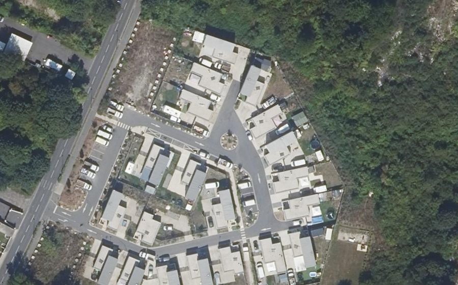 Vue aérienne du Rond-point anonyme n°1363806820
