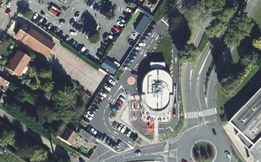Vue aérienne du Rond-point anonyme n°1365967884