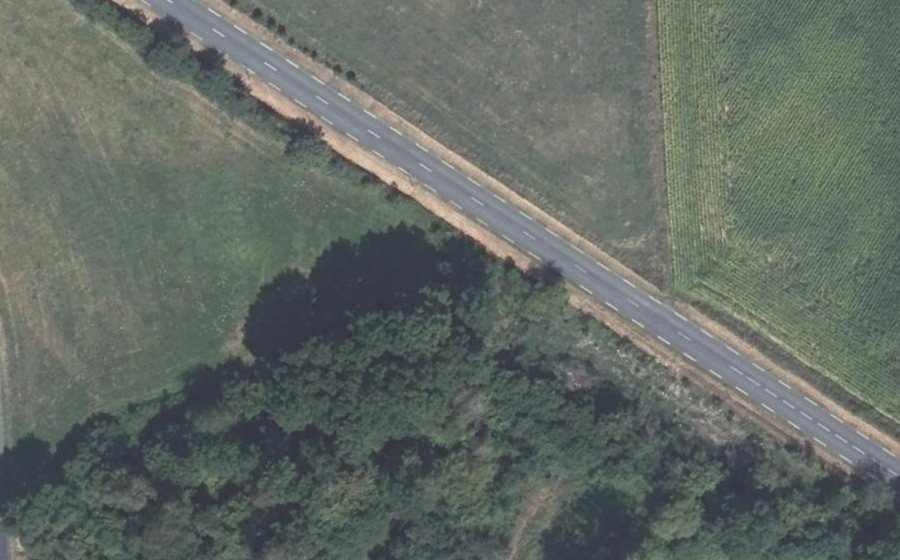 Vue aérienne du Rond-point anonyme n°1370477107