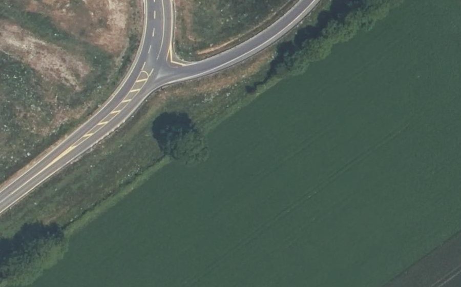 Vue aérienne du Rond-point anonyme n°1385119937