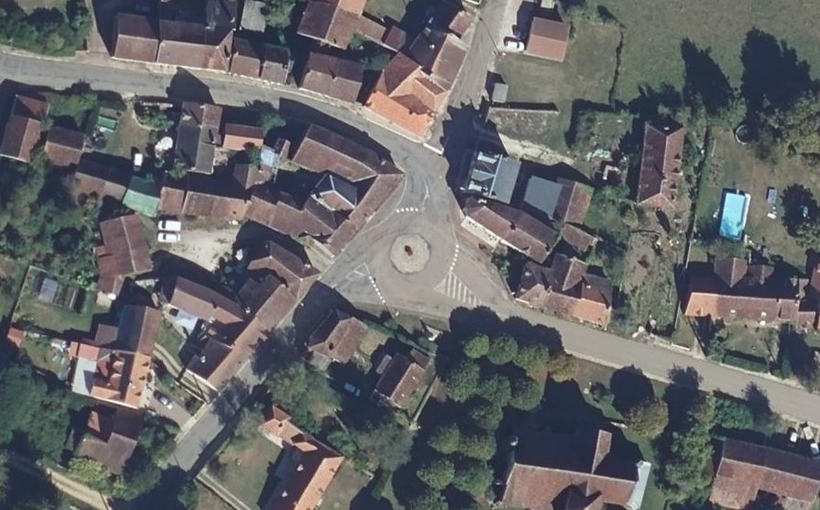 Vue aérienne du Place Jeannine et Pierre Pautrat