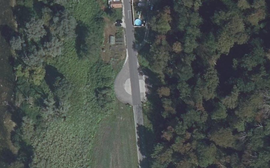 Vue aérienne du Rond-point anonyme n°1389158675