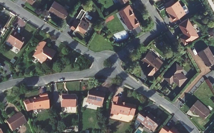 Vue aérienne du Rond-point anonyme n°139261886