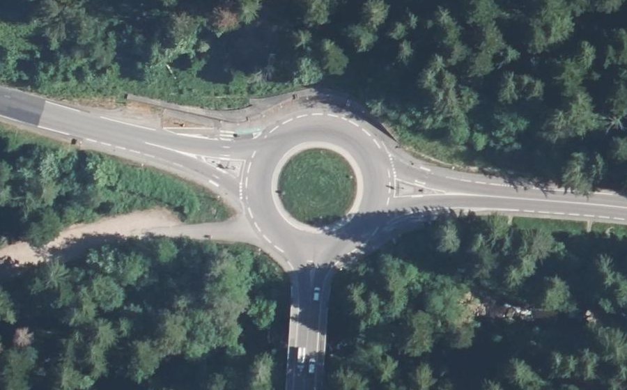 Vue aérienne du Rond-point anonyme n°14016062