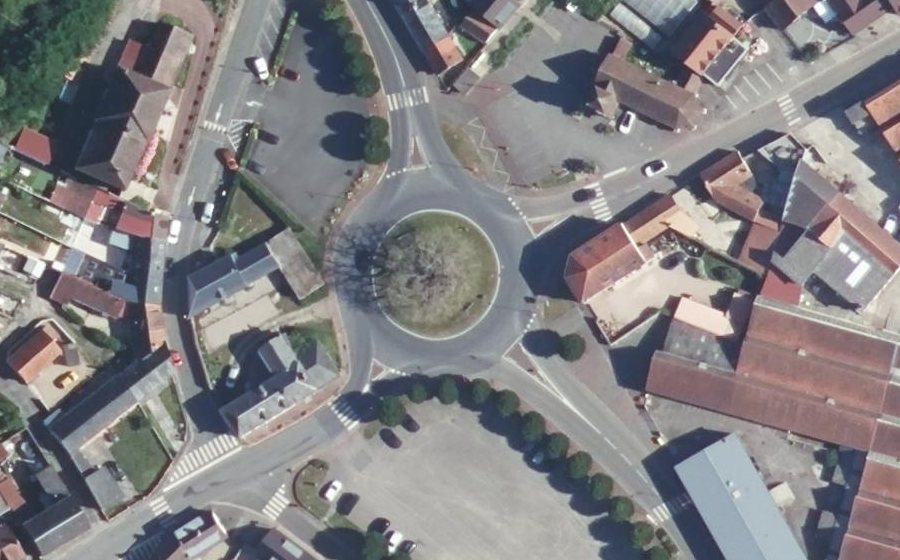 Vue aérienne de la Place de l'Église