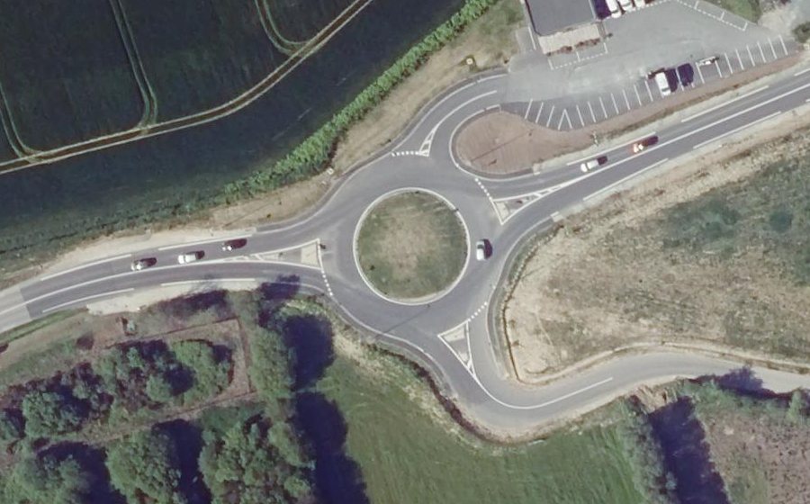 Vue aérienne du Rond-point anonyme n°1411191149