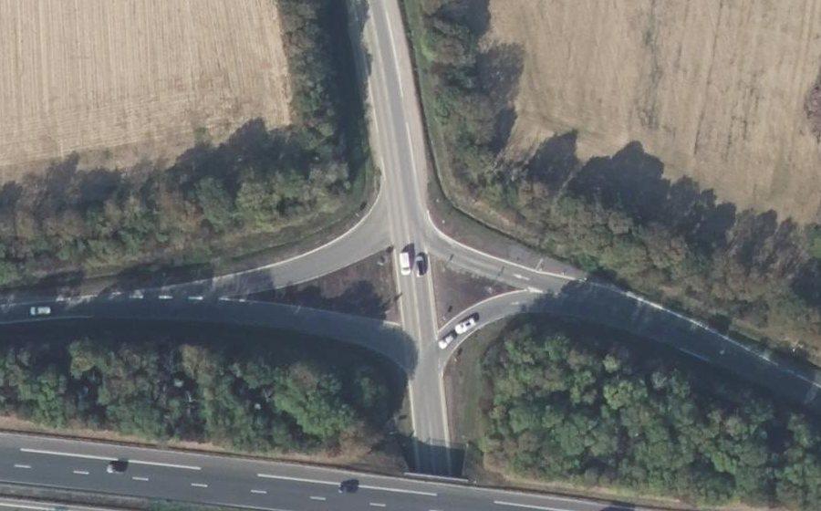 Vue aérienne du Rond-point anonyme n°1415397513