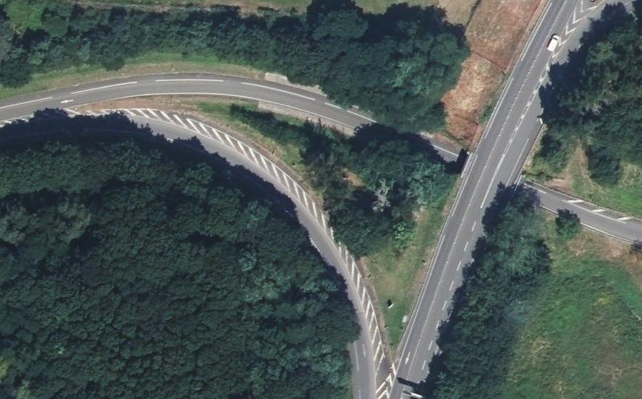 Vue aérienne du Rond-point anonyme n°1415617890