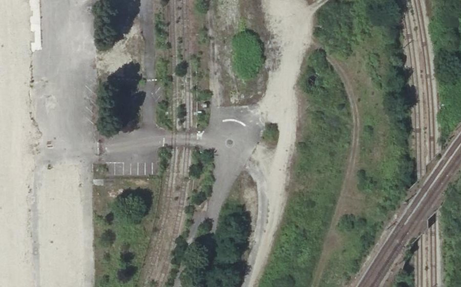 Vue aérienne du Rond-point anonyme n°1420374380