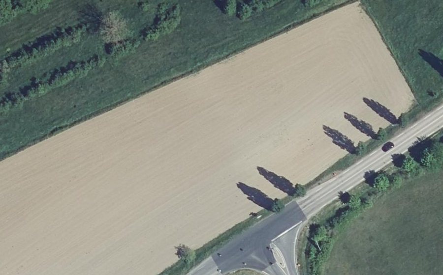 Vue aérienne du Rond-point anonyme n°1421735210