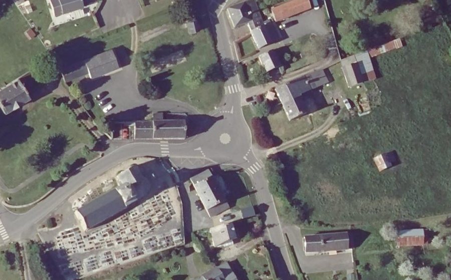 Vue aérienne du Rond-point anonyme n°1423888007