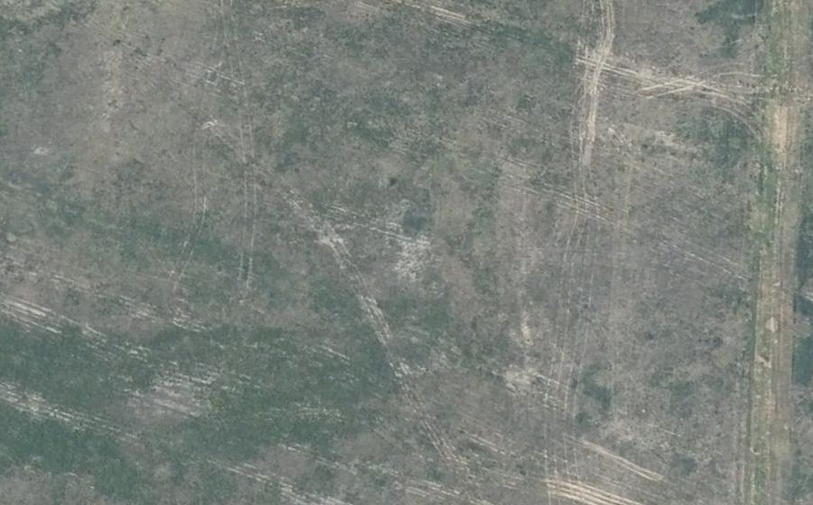 Vue aérienne du Rond-point anonyme n°1434384944