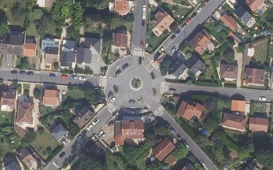 Vue aérienne du Place du 8 Mai 1945
