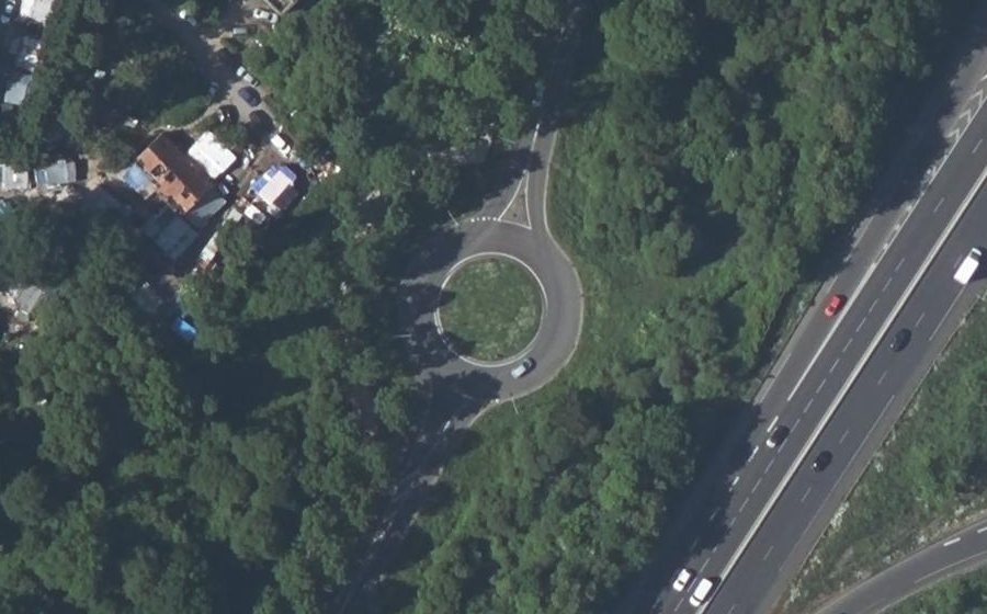 Vue aérienne du Rond-point anonyme n°143880008