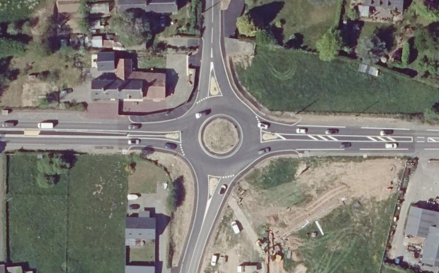 Vue aérienne du Rond-point anonyme n°1446843845